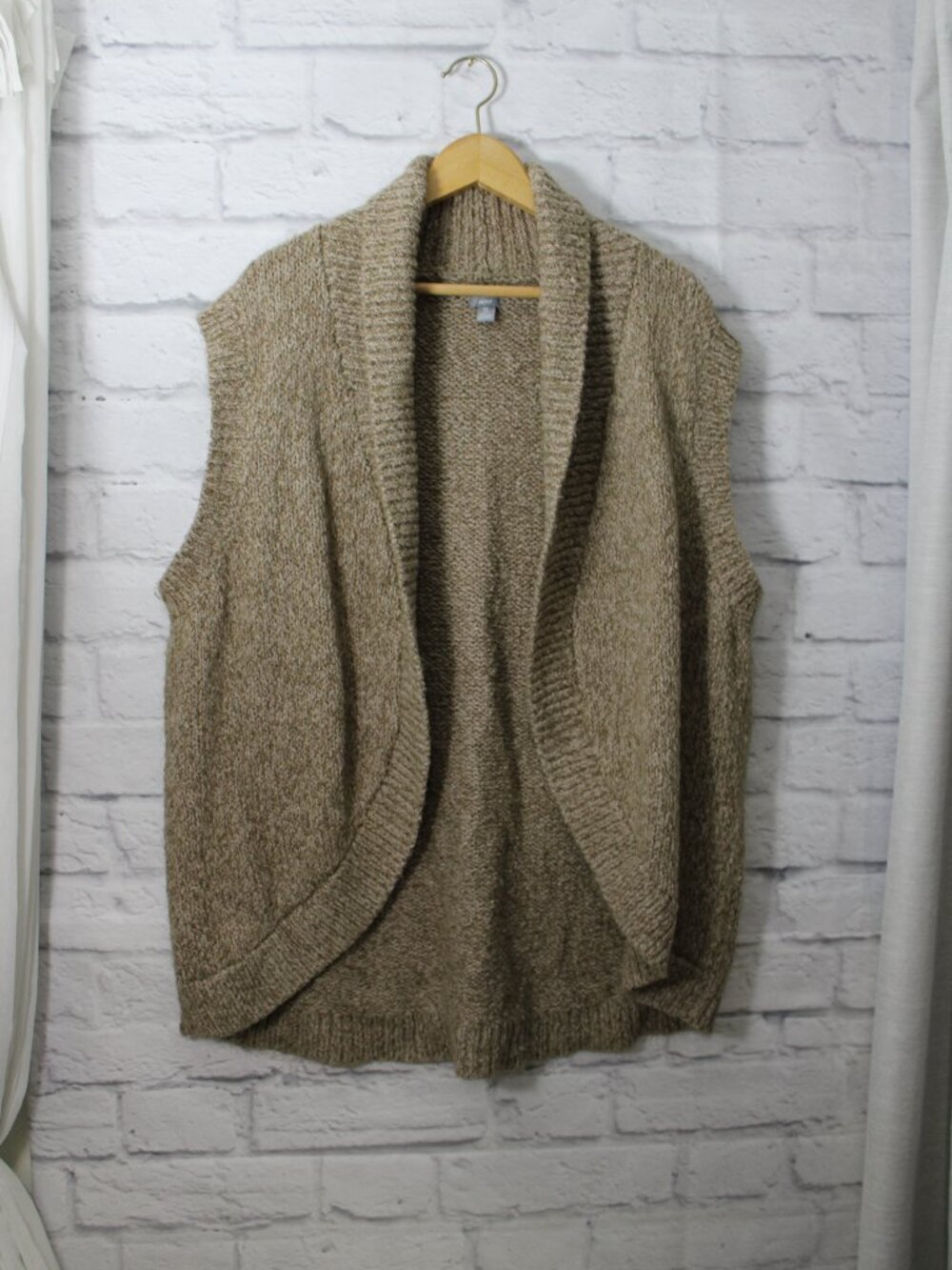 Aerie Large Extra Large Tan Cream Knit Sweater Vest Mohair Alpaca Fall Cozy